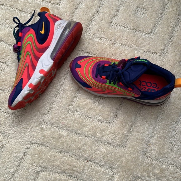 Air Max 270 that I have outgrown, but I have taken care of them. - Picture 2 of 4